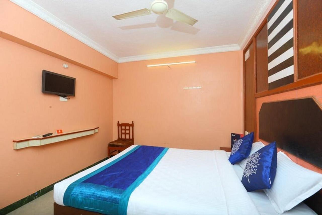 Hotel Gnana Srm Residecny Pondicherry Exterior foto